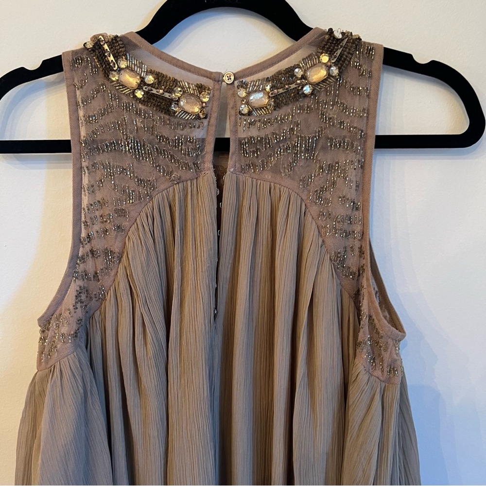 Moulinette Soeurs Swingy Sleeveless Sonora Dress Gray with Collar Embellishment - Picture 11 of 11